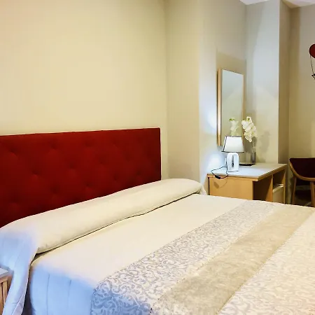 Hotel Vinas 17 *